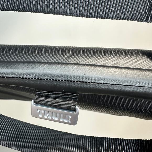Thule Laptop Case Gauntlet Attache Hard Shell Black Fits Up to 14” MacBook Pro - Picture 9 of 16